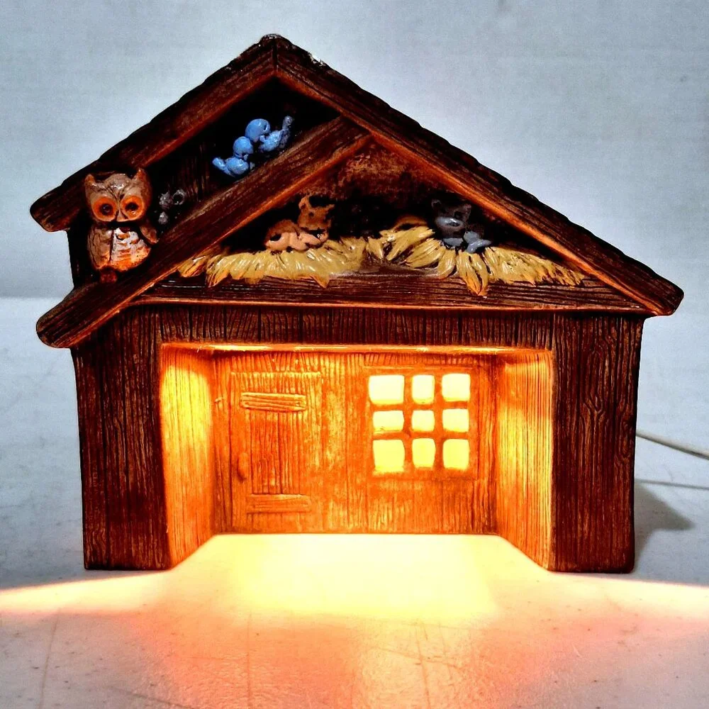 Vintage Ceramic Light Up Nativity Scene With Angel and‎ Baby Jesus Figurines